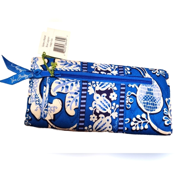 Vera Bradley blue lagoon gallery wallet - Picture 2 of 7